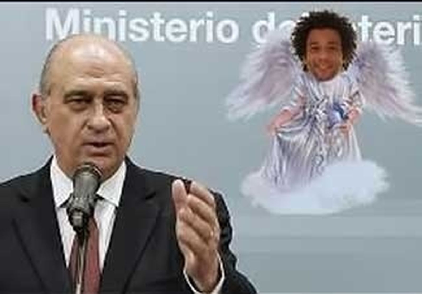 El ex ministro y su ángel de la guarda