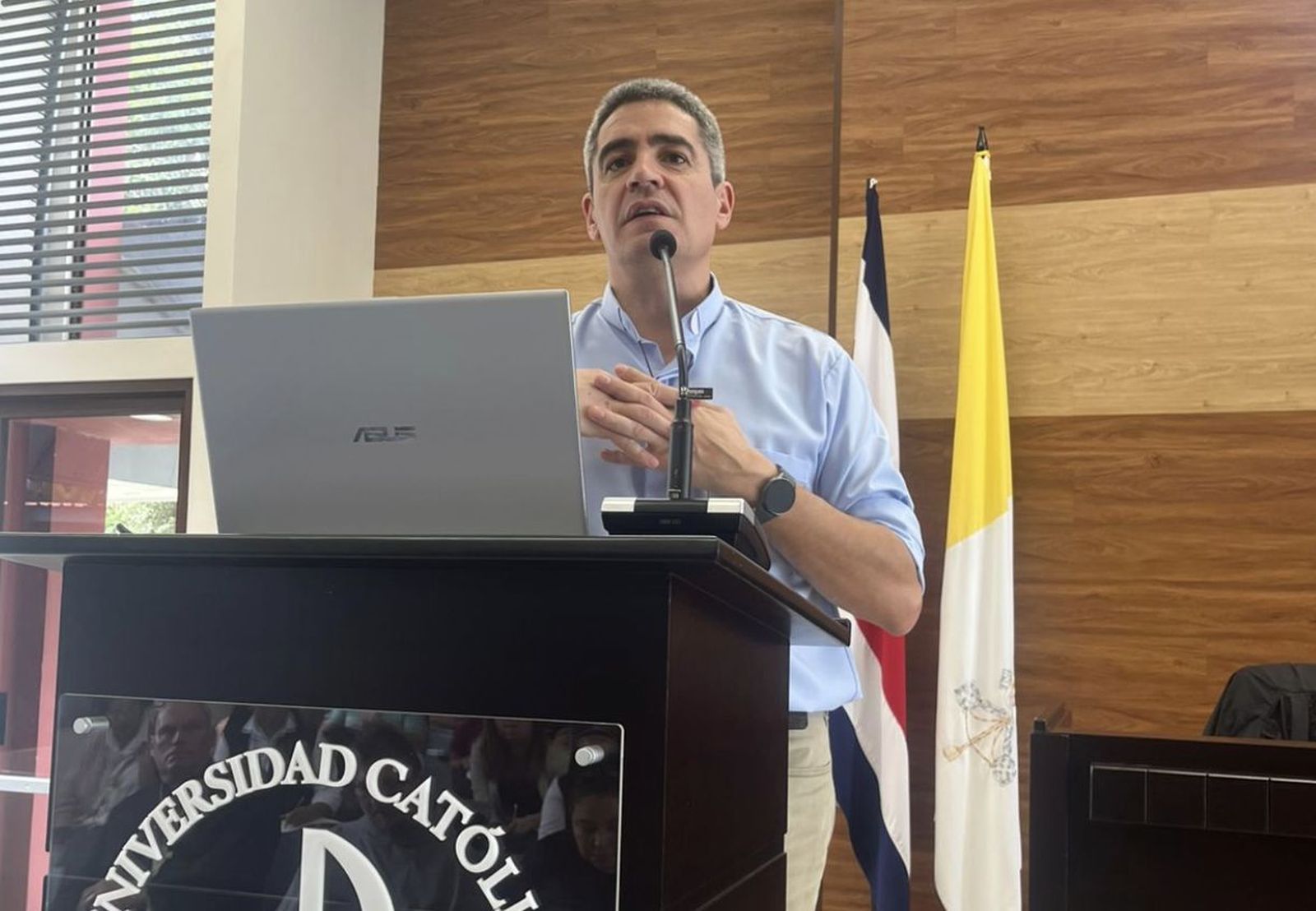 Pbro. Luis Alfonso Zamorano en Costa Rica