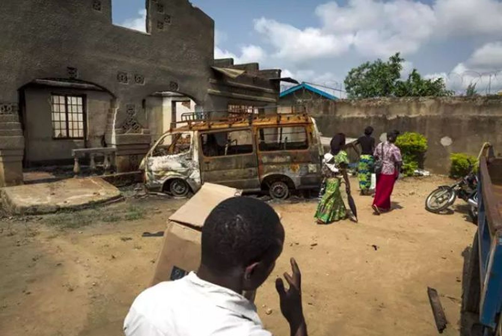 Al menos dos heridos tras la explosión de una bomba en una iglesia de Congo