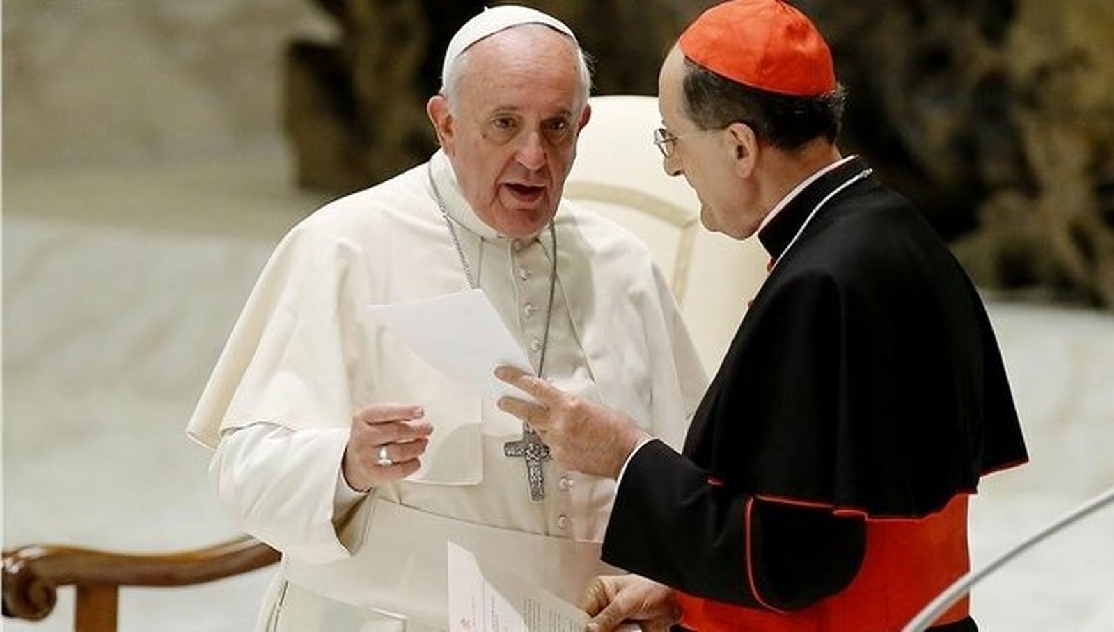 El cardenal Stella, con el Papa