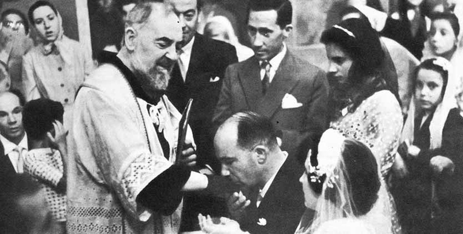 padre-pio-di pietrelcina