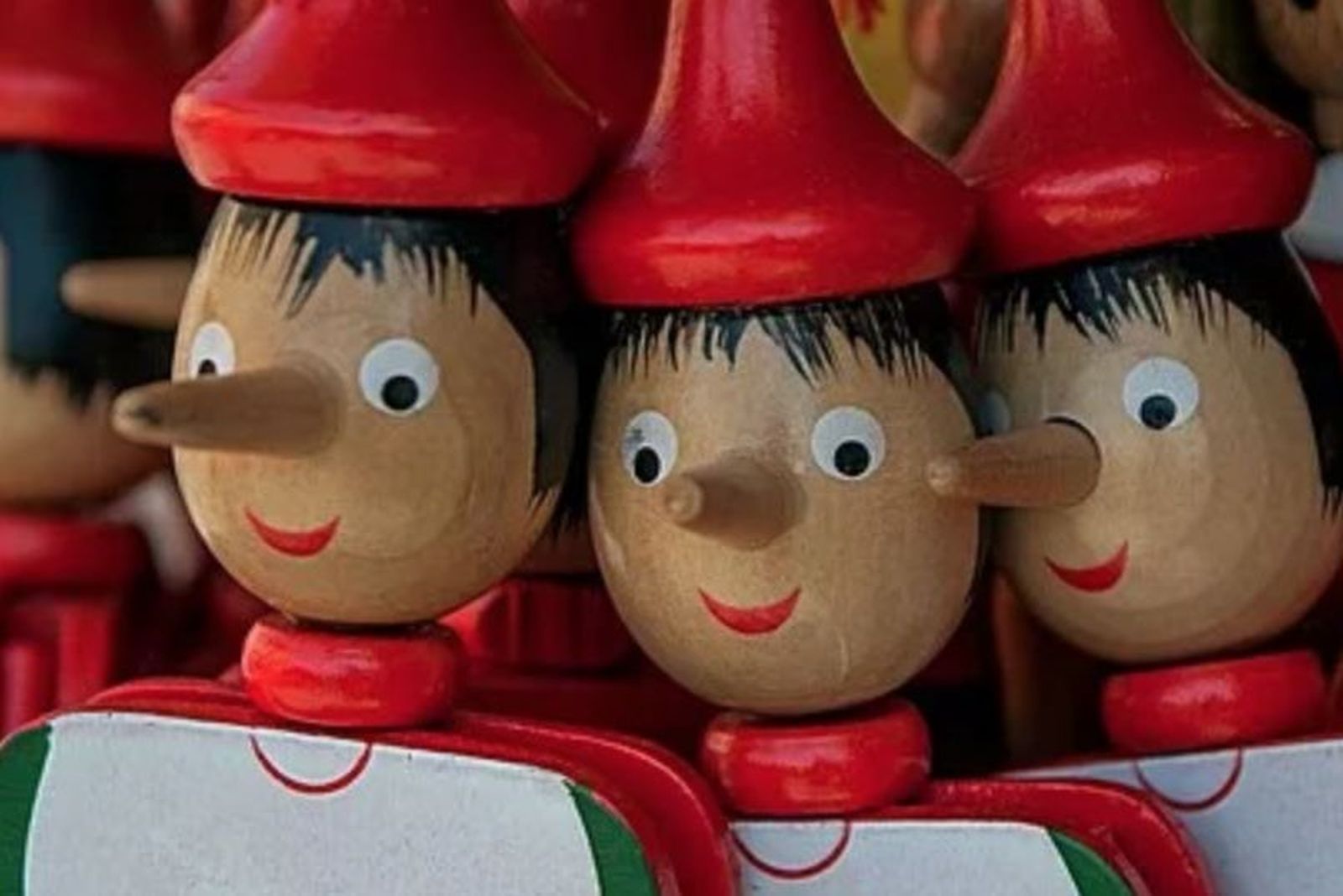 Miente, que algo queda