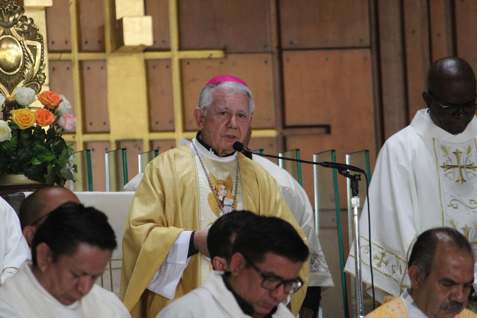 No es el mejor momento de la democracia en México: Mons. Ramón Castro