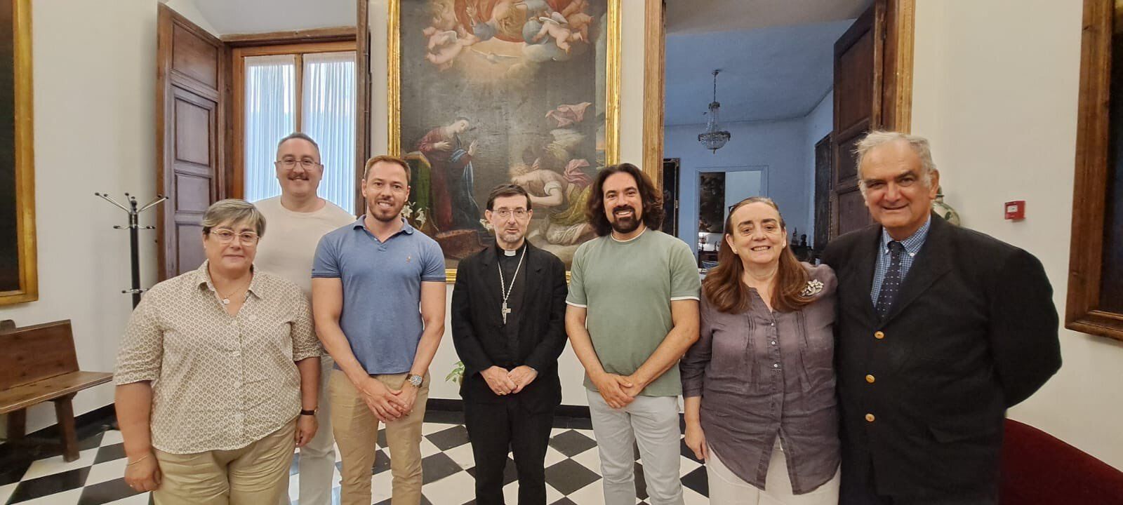 Cobo, con los representantes de CRISMHOM