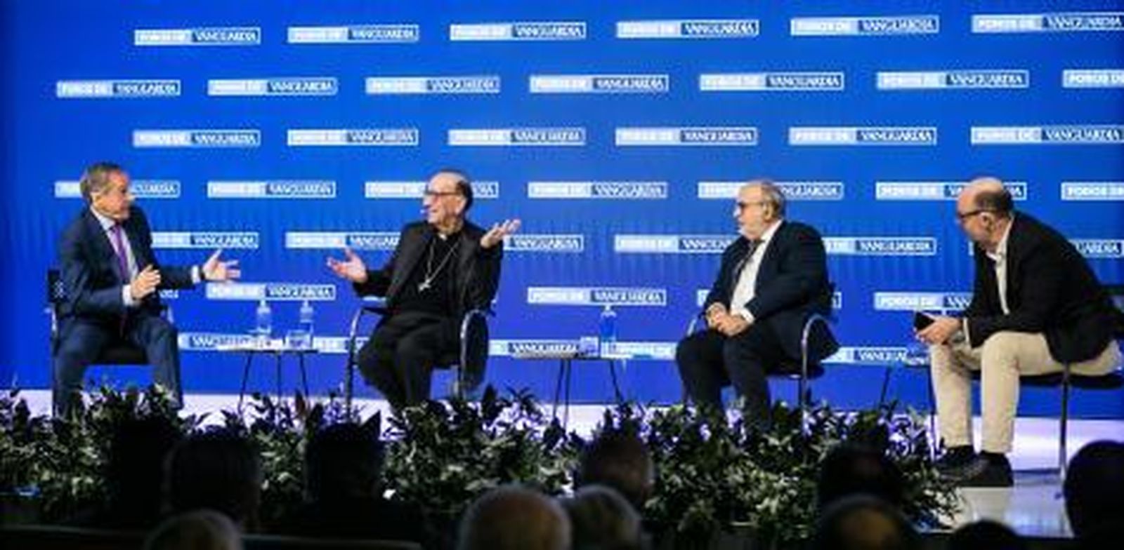 El cardenal Omella en el Foro de La Vanguardia
