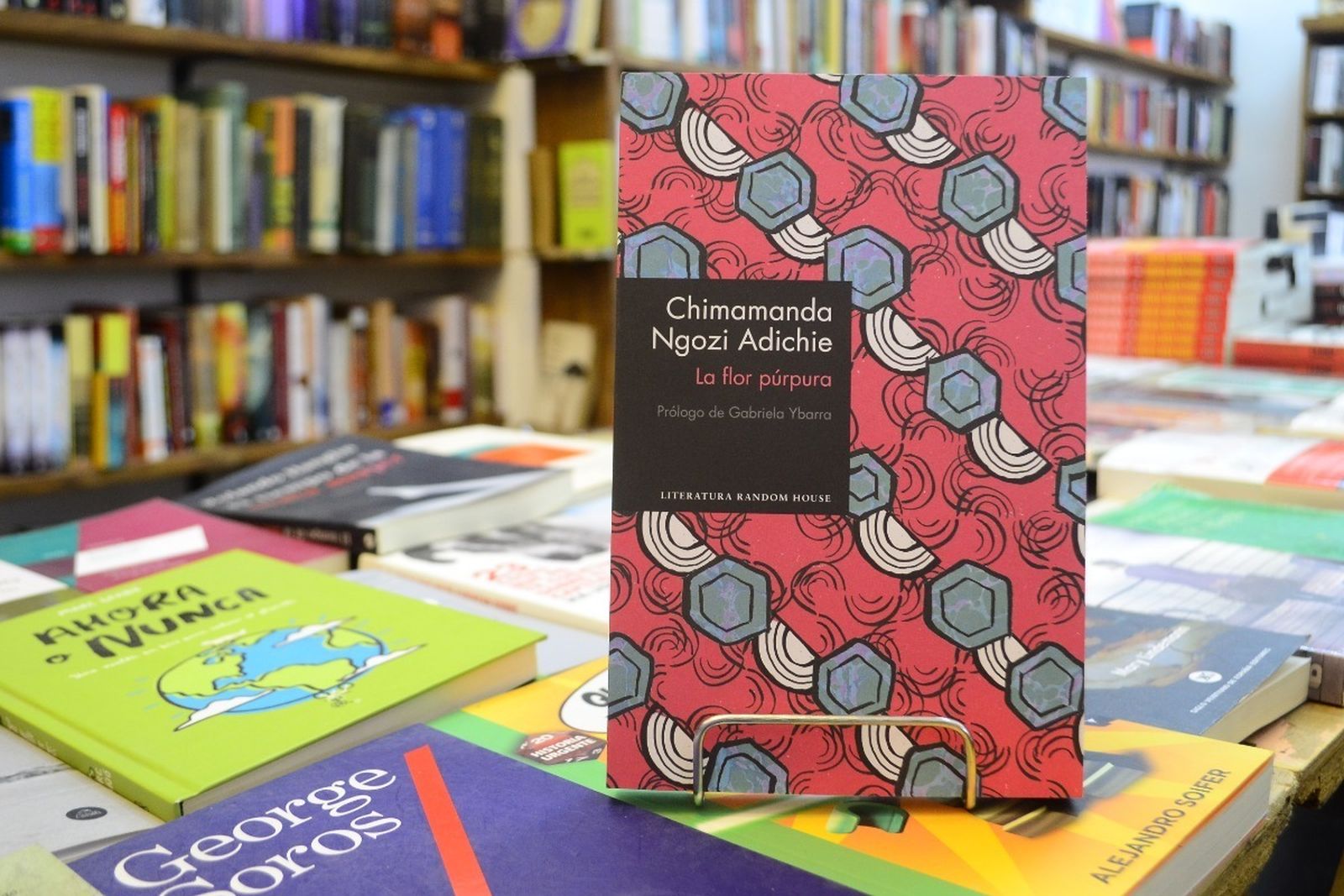 'La for púrpura' de Ngozi Adichie