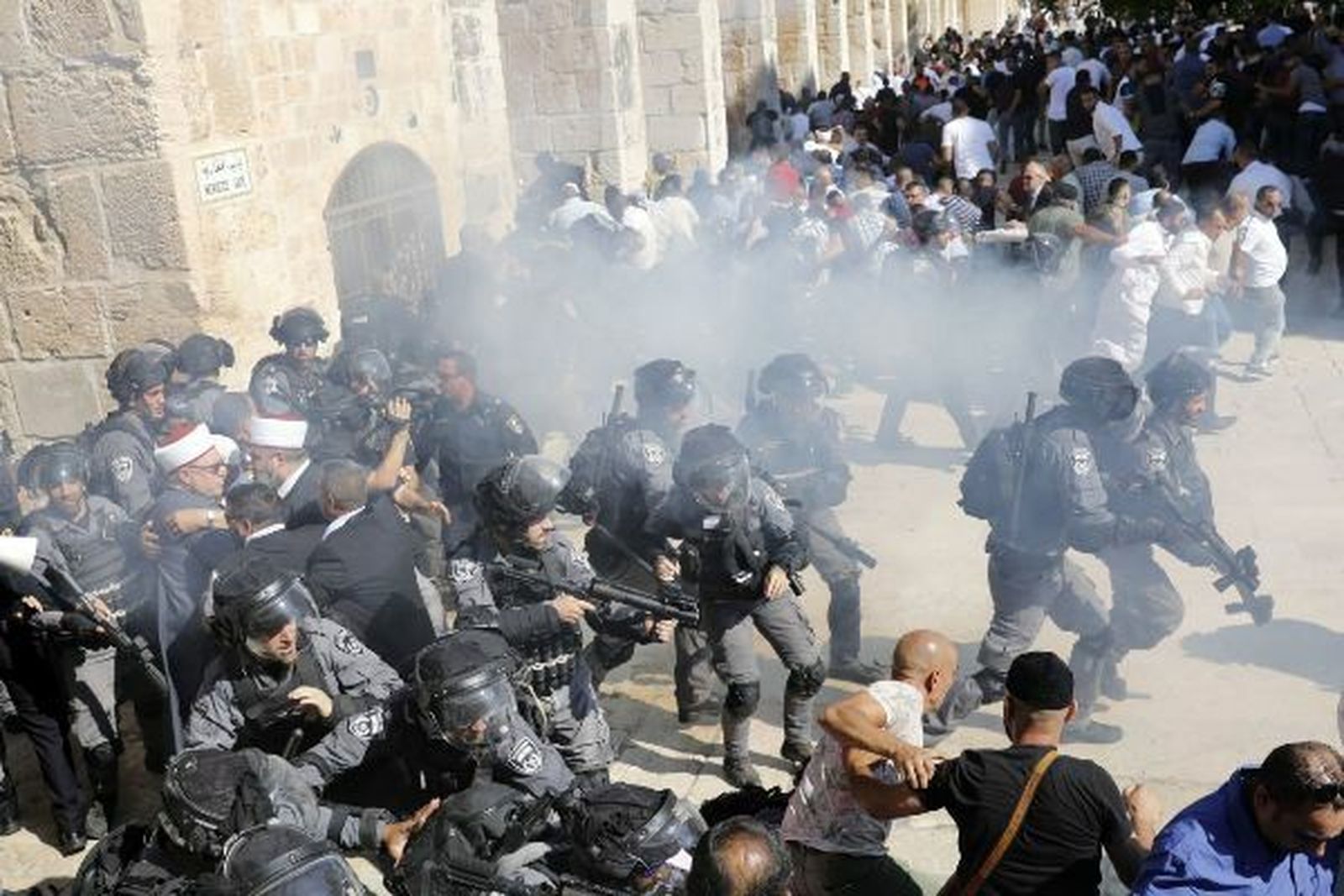 Enfrentamiento en la Explanada de las Mezquitas