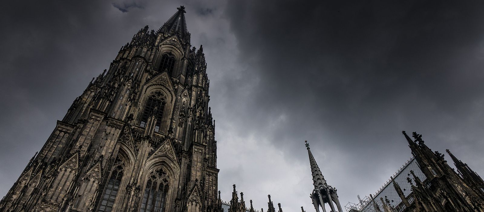 Nubes sobre la arquidiócesis de Colonia