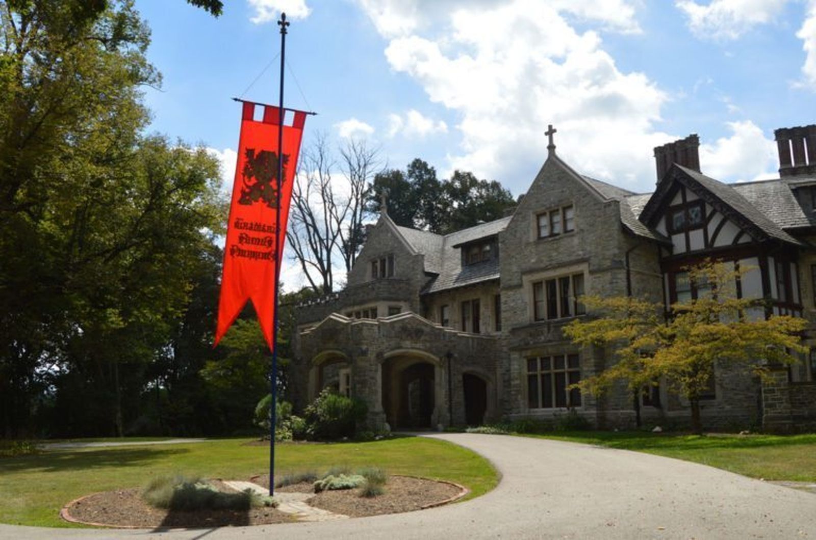 Sede de la organización ultraconservadora Tradición Familia Propiedad