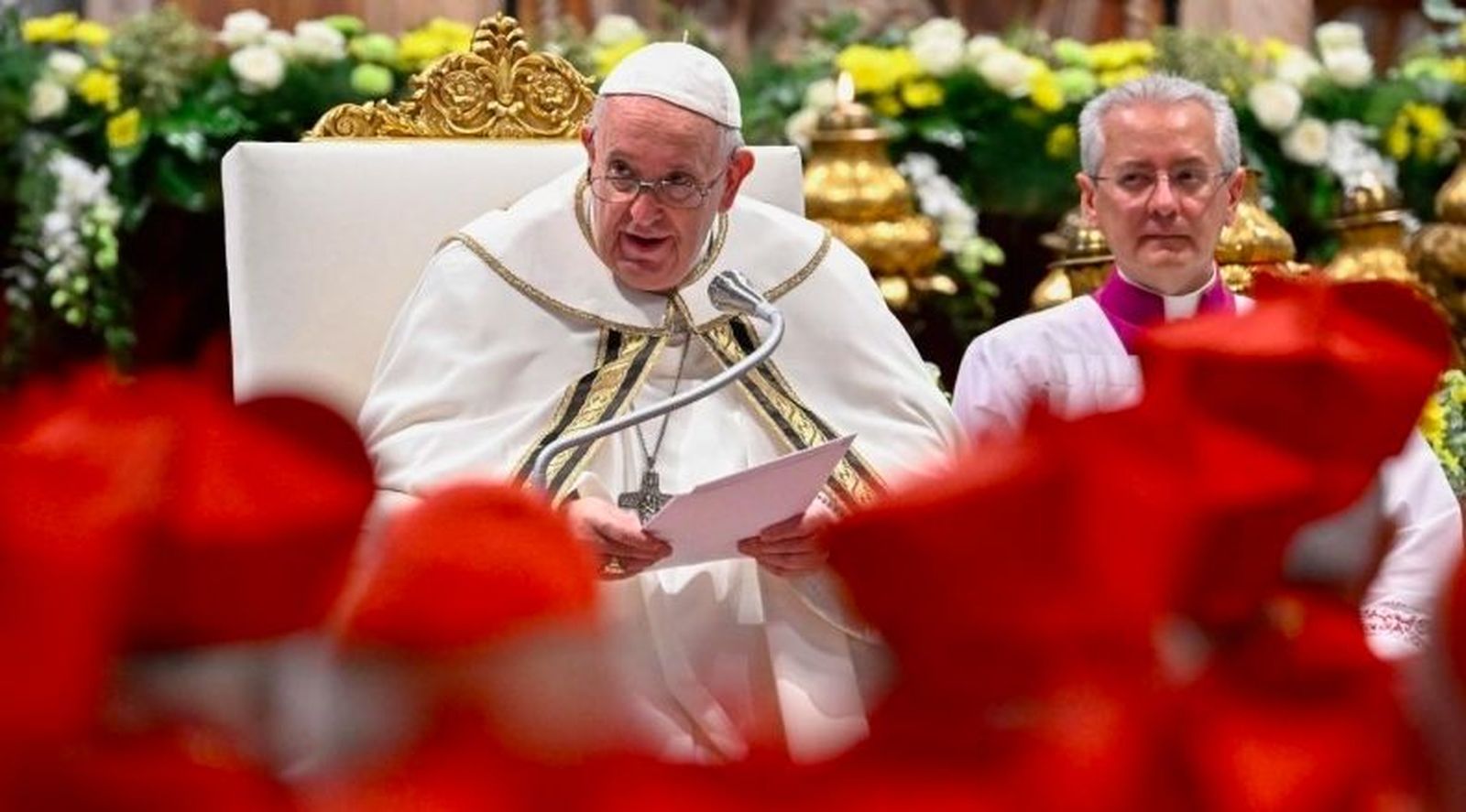 Francisco reúne a todos los cardenales