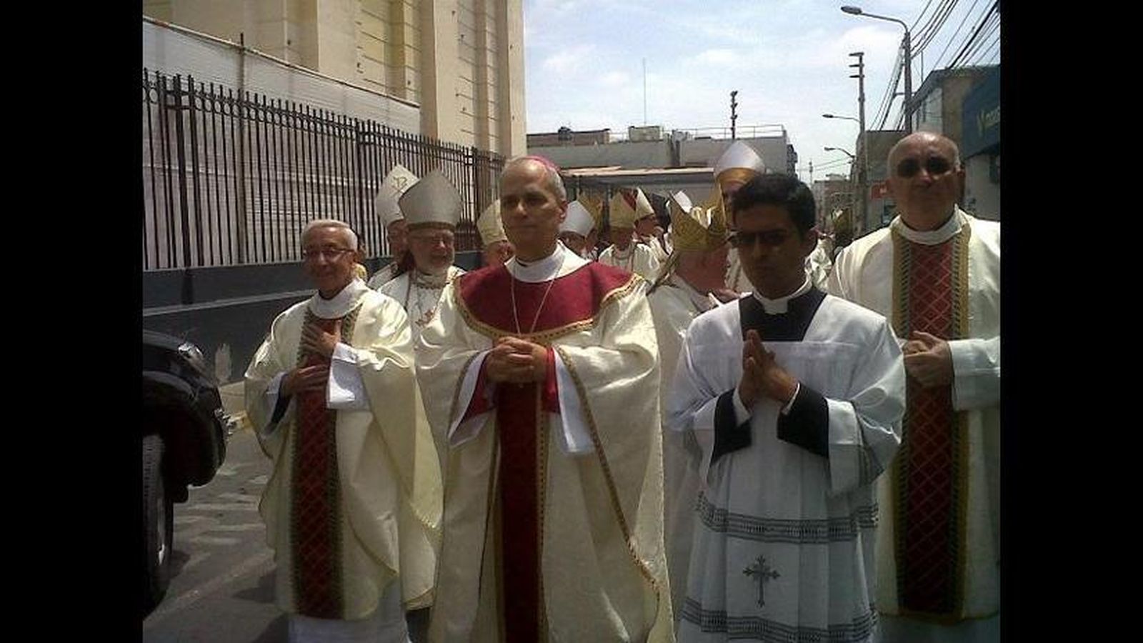 Mons Robert Prevost, en 2014 cuando fue ordenado obispo en Chiclayo (Perú)