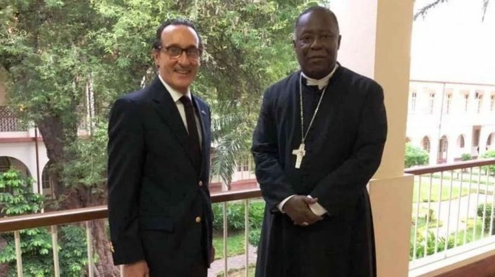 Bellando fue propuesto por ser diplomático de carrera