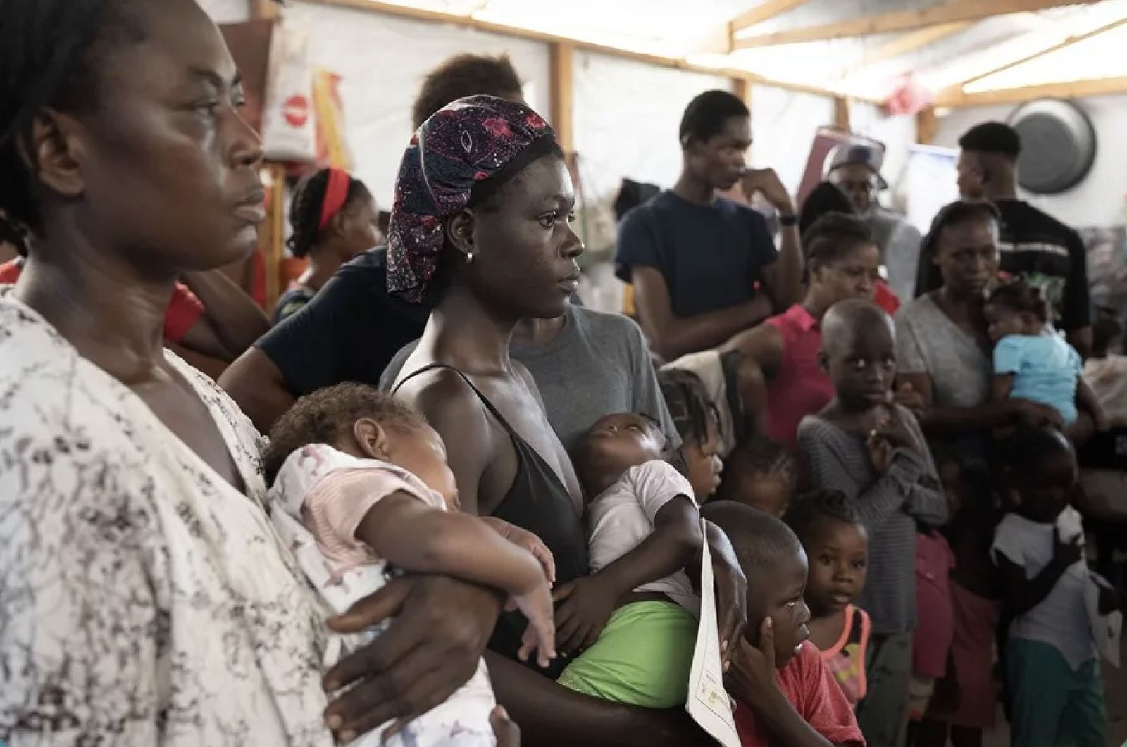 Mujeres y niños desplazadas en Haití