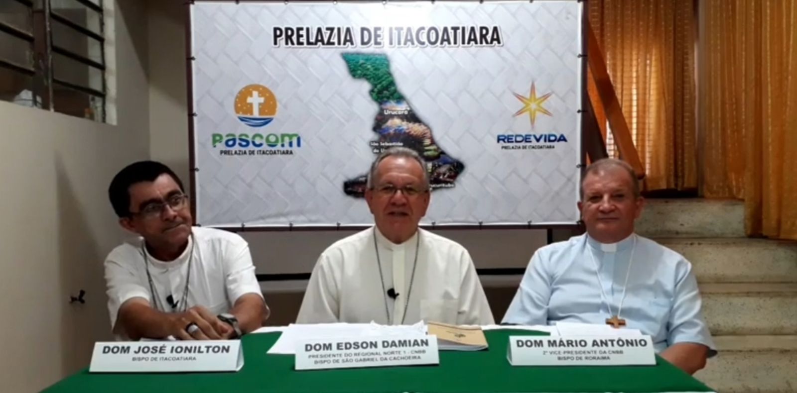 Monseñores Ionilton de Oliveira, Edson Damian y Mario Antonio da Silva
