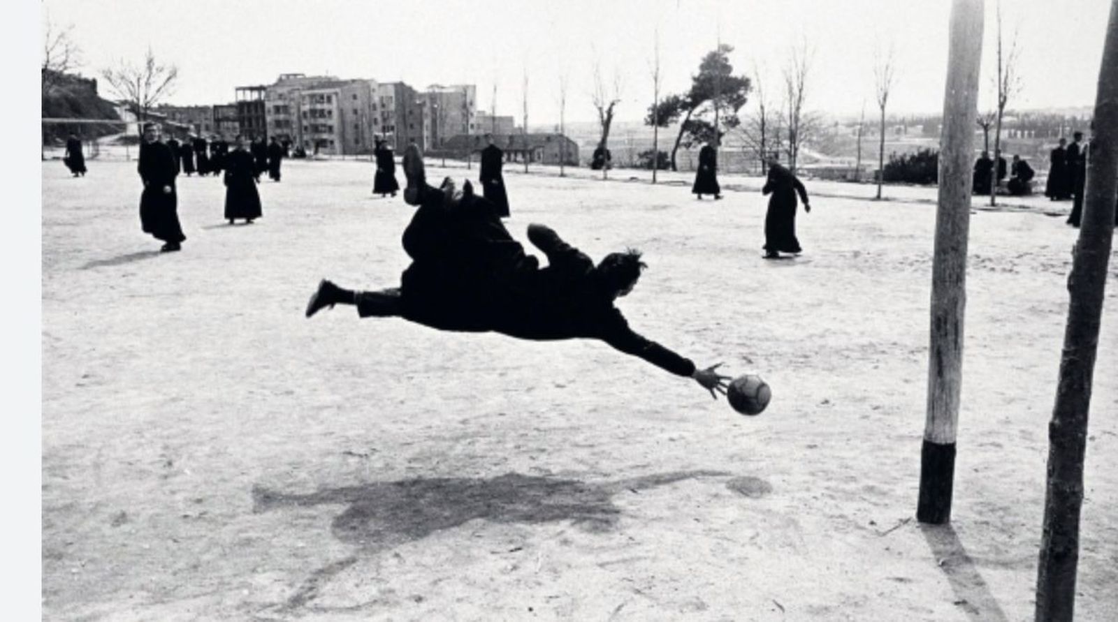 Seminaristas con sotana