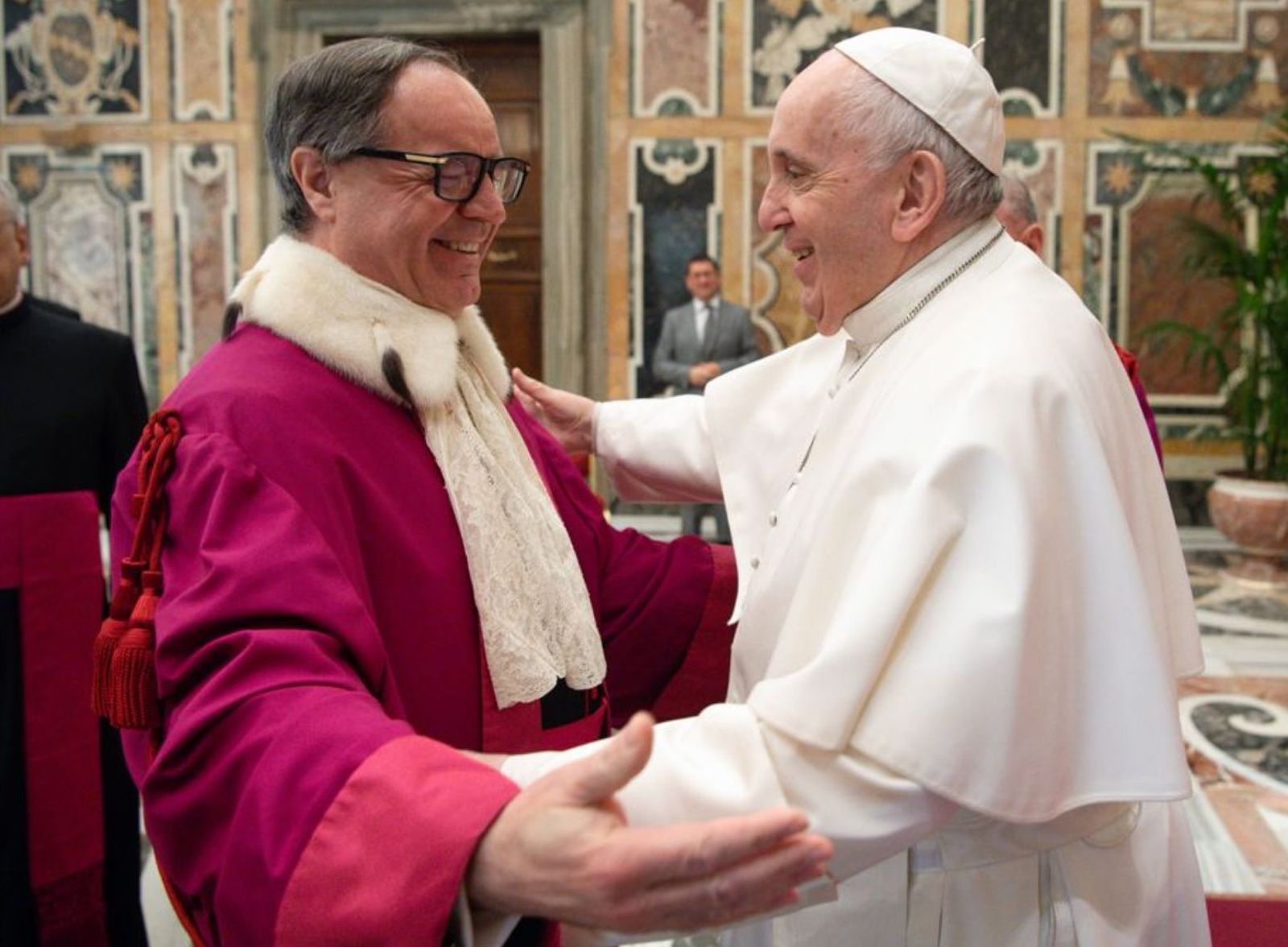 El Papa saluda a Arellano