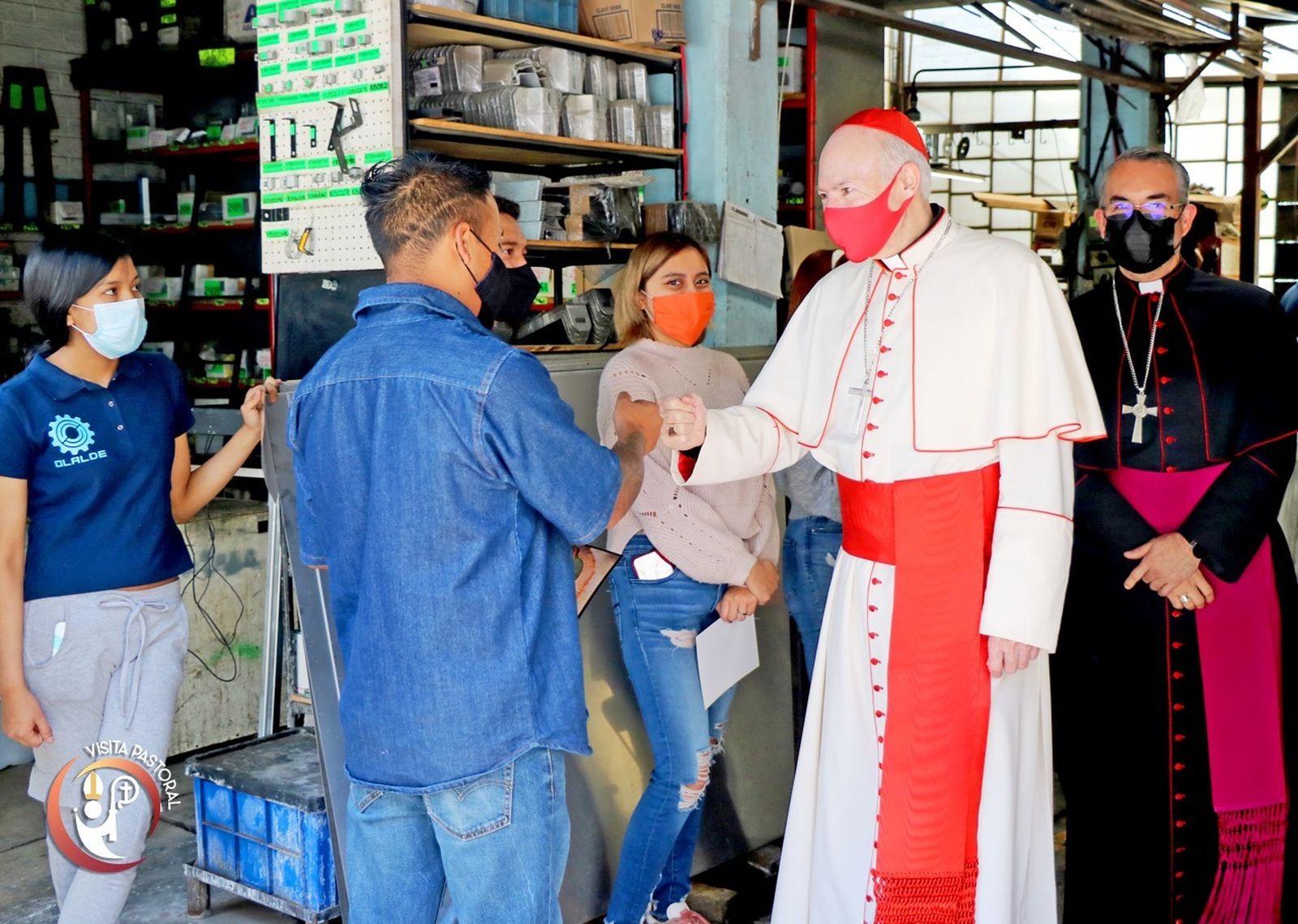 En los ejercicios de sinodalidad, de escucha y discernimiento comunitario.