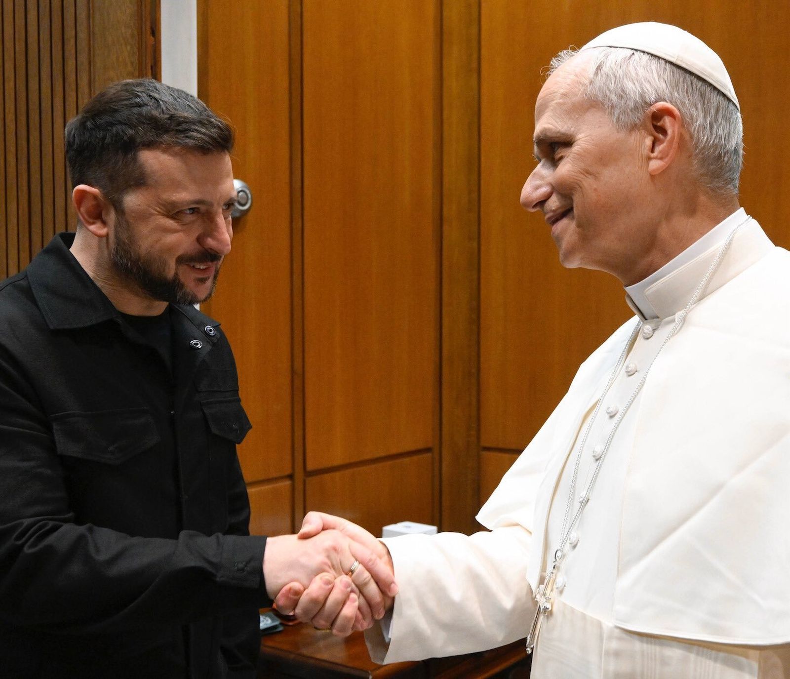 León XIV con Zelenski