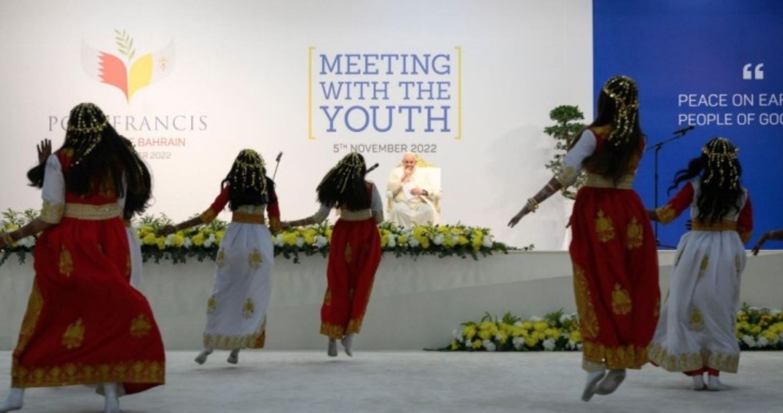 El Papa y los jóvenes en Bahrein