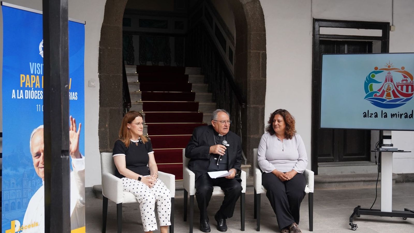 Presentación de los actos en Canarias