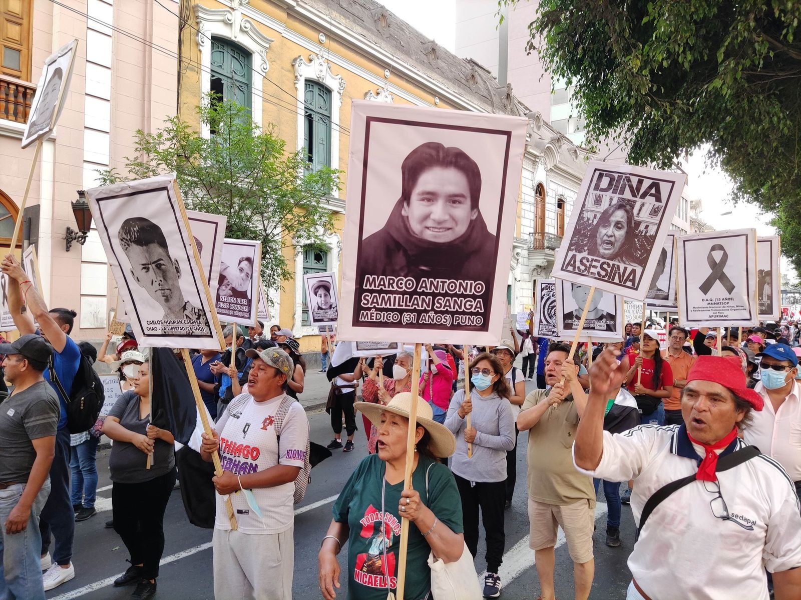 Protestas y violencia en Perú
