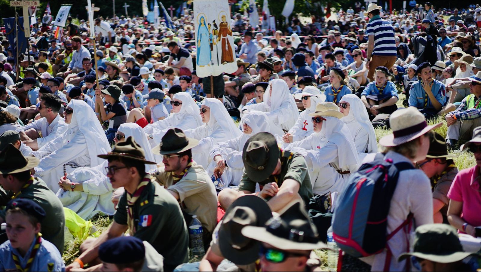 Participantes en la Peregrinación a Chartres