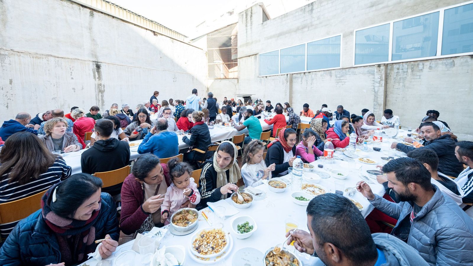 Comida de fraternidad