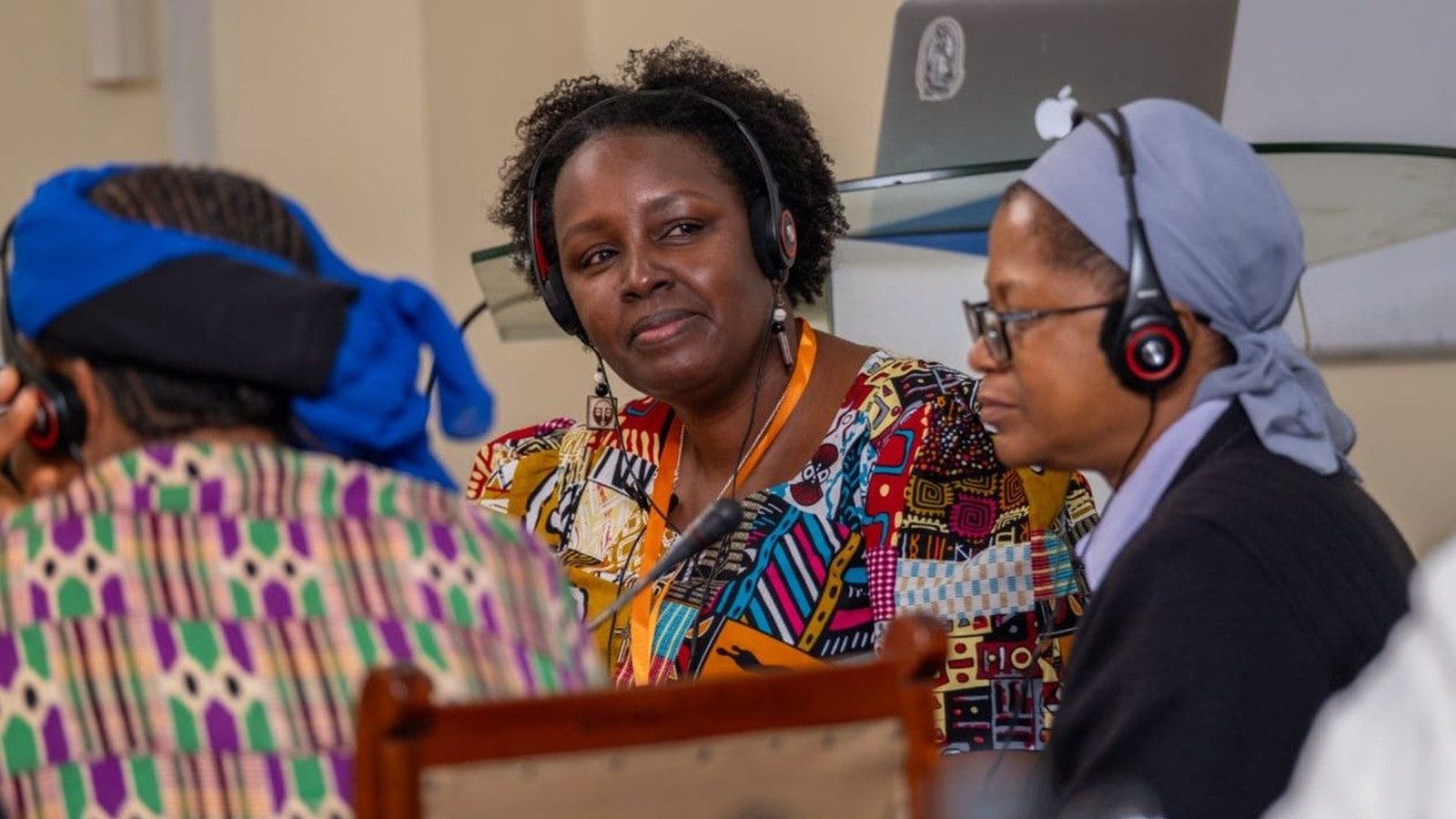 Sor Mumbi Kigutha CPPS en un seminario con las religiosas africanas