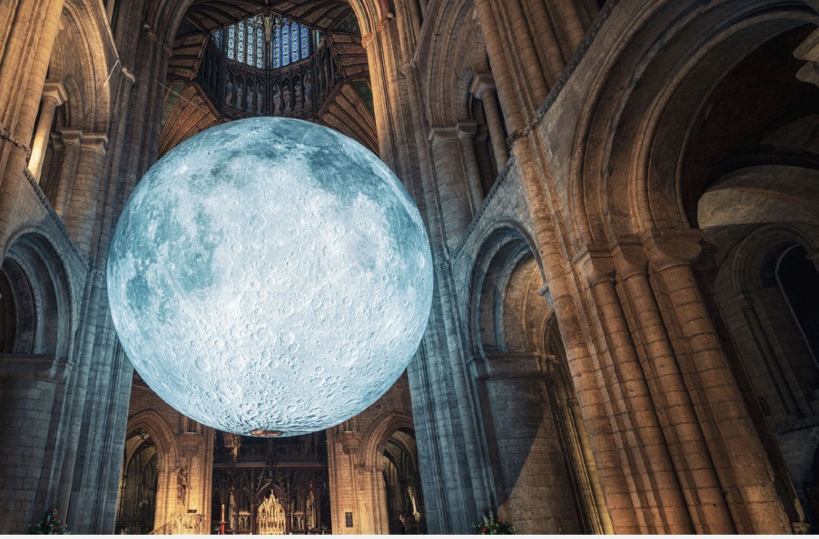 La luna, en el interior de la catedral segoviana