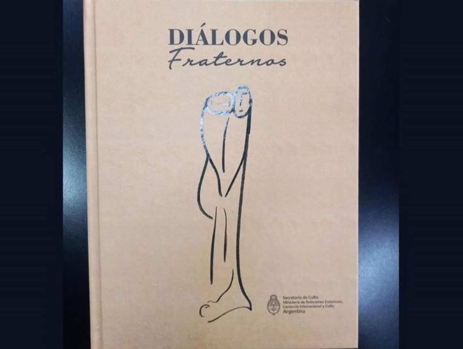 'Diálogos Fraternos' con prólogo de Francisco