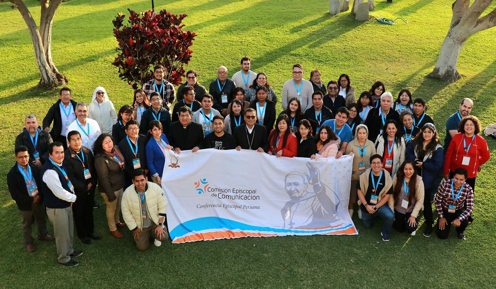 Taller de comunicación en Perú analiza mitos y realidades de la Inteligencia Artificial