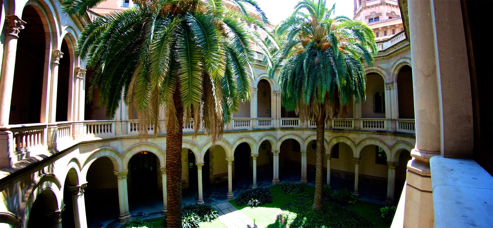 Interior del Seminario de Barcelona.