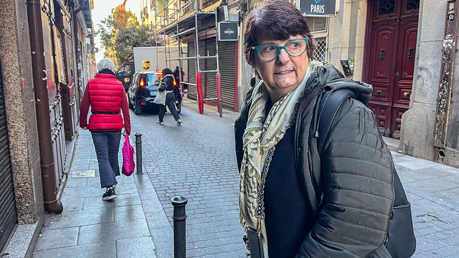 Pepa Torres por las calle de Lavapiés