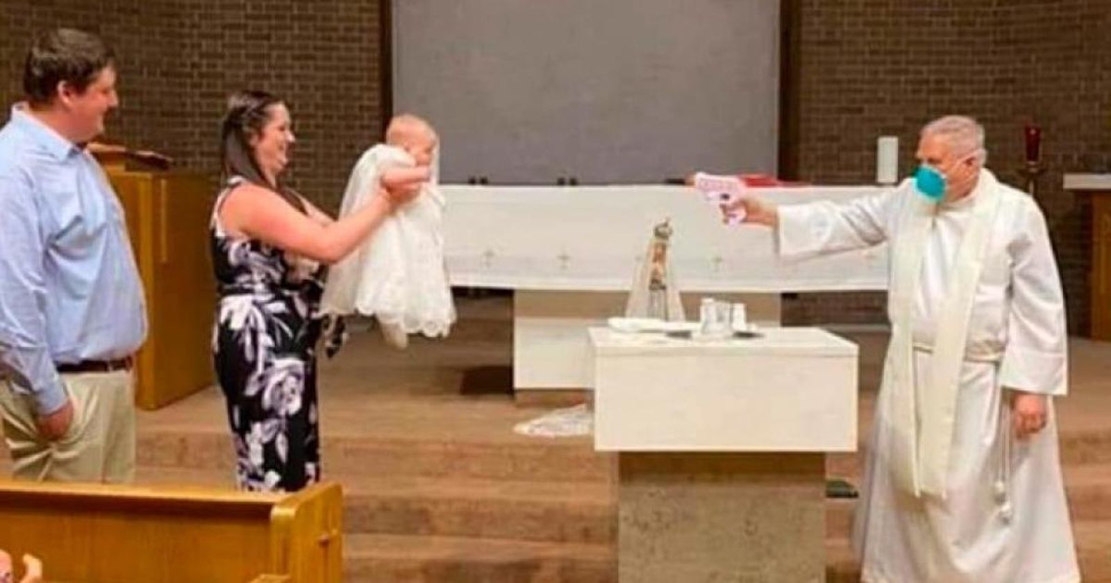 De Bautizos y Pandemias...