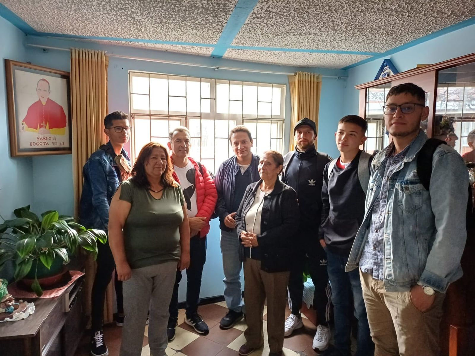 6d897b96-c62d-42e4-b0c1-4b3550bbc605