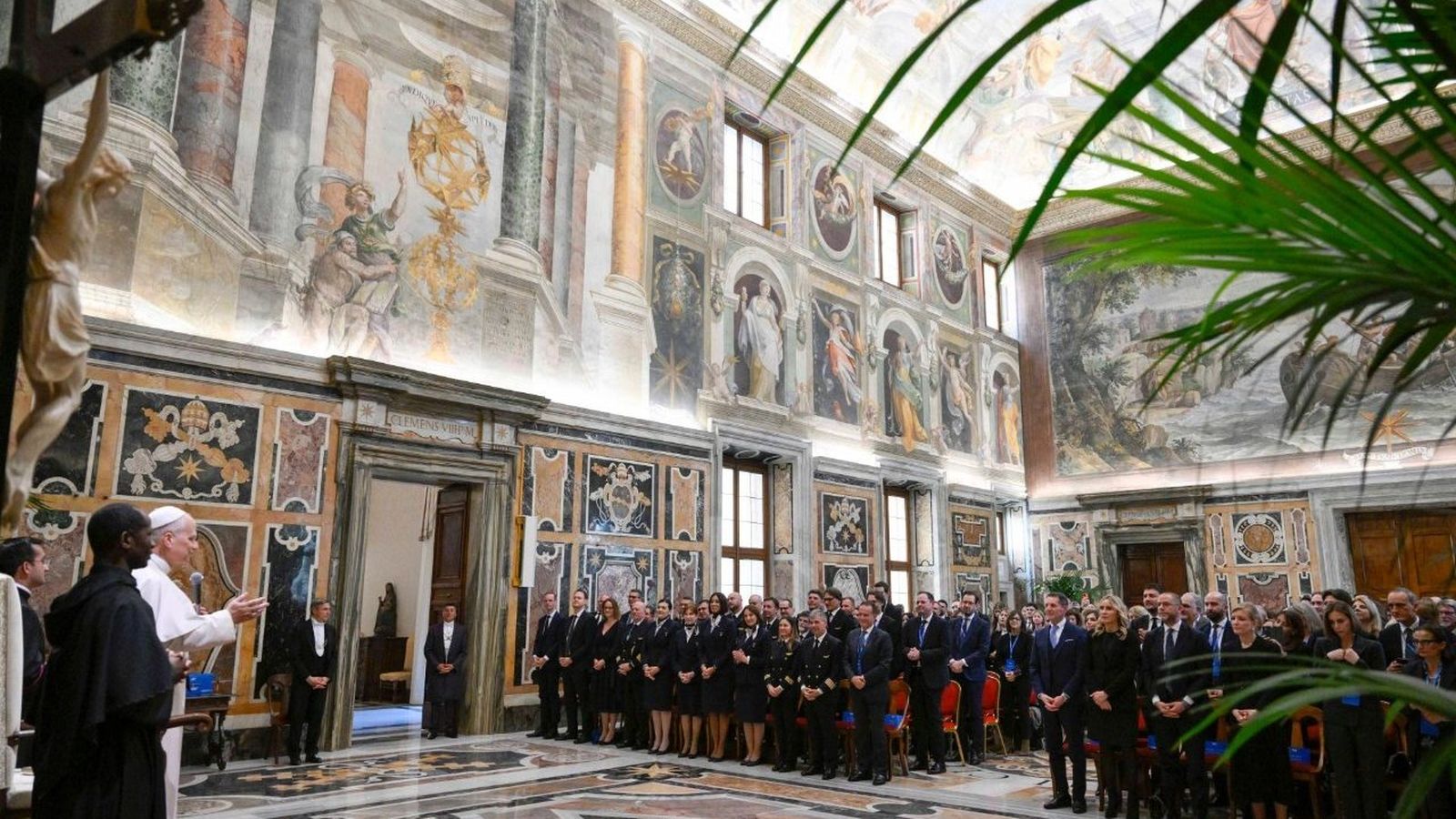 León XIV, con ITA Airways