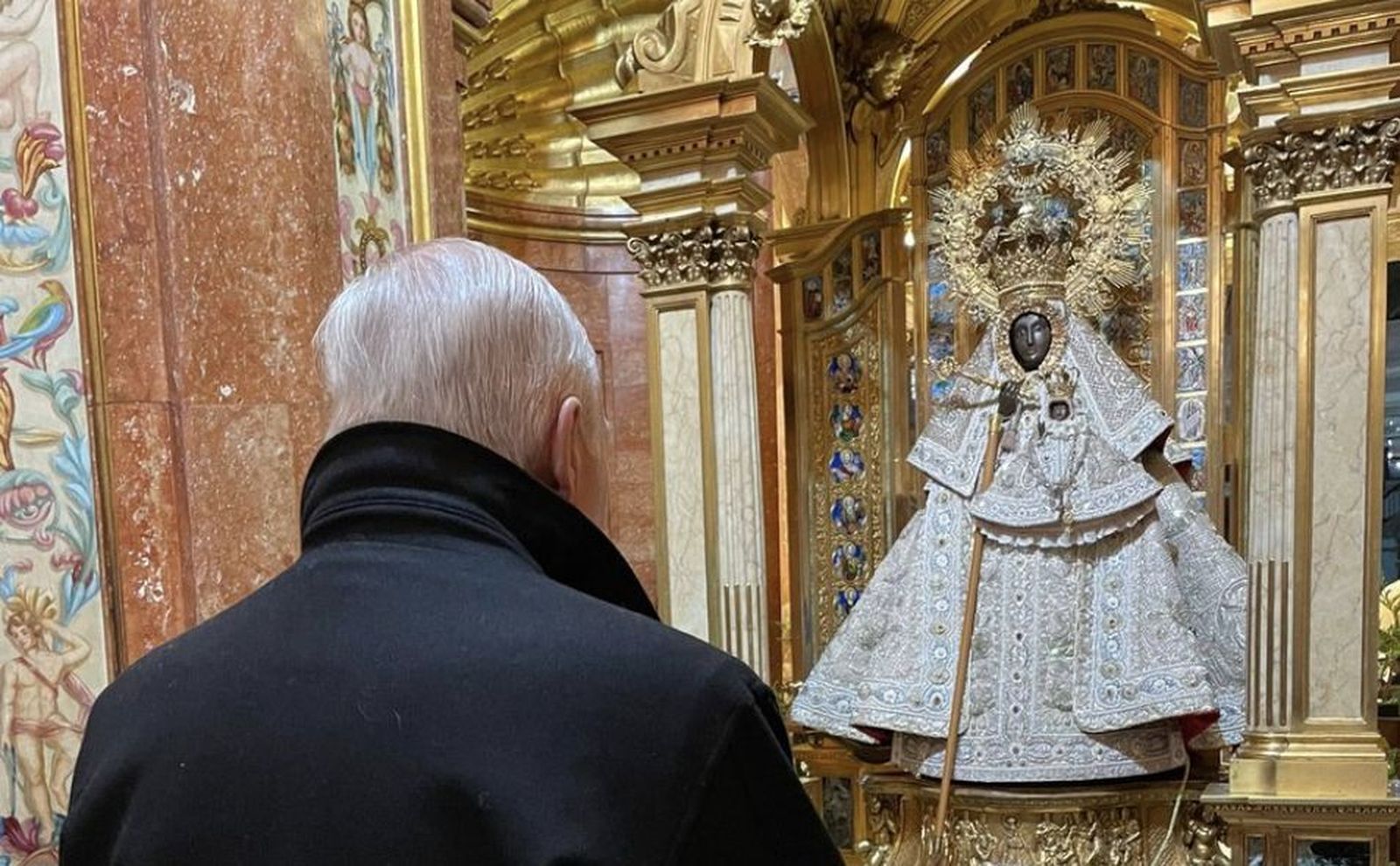 Cardenal Aguiar y la Virgen española de Guadalupe