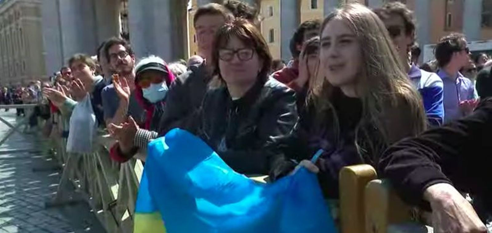 Banderas de Ucrania en San Pedro