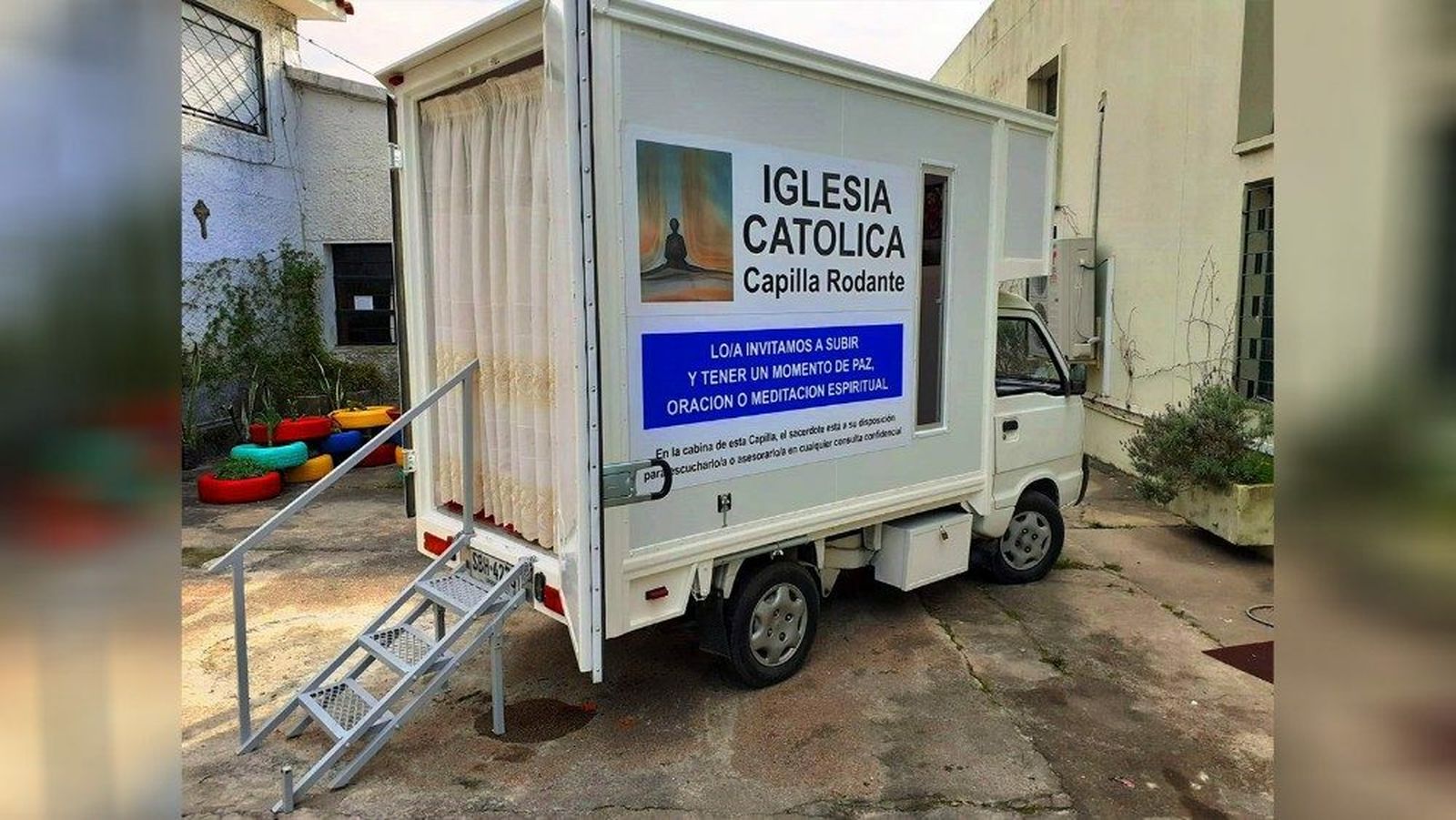 Capilla rodante en Uruguay