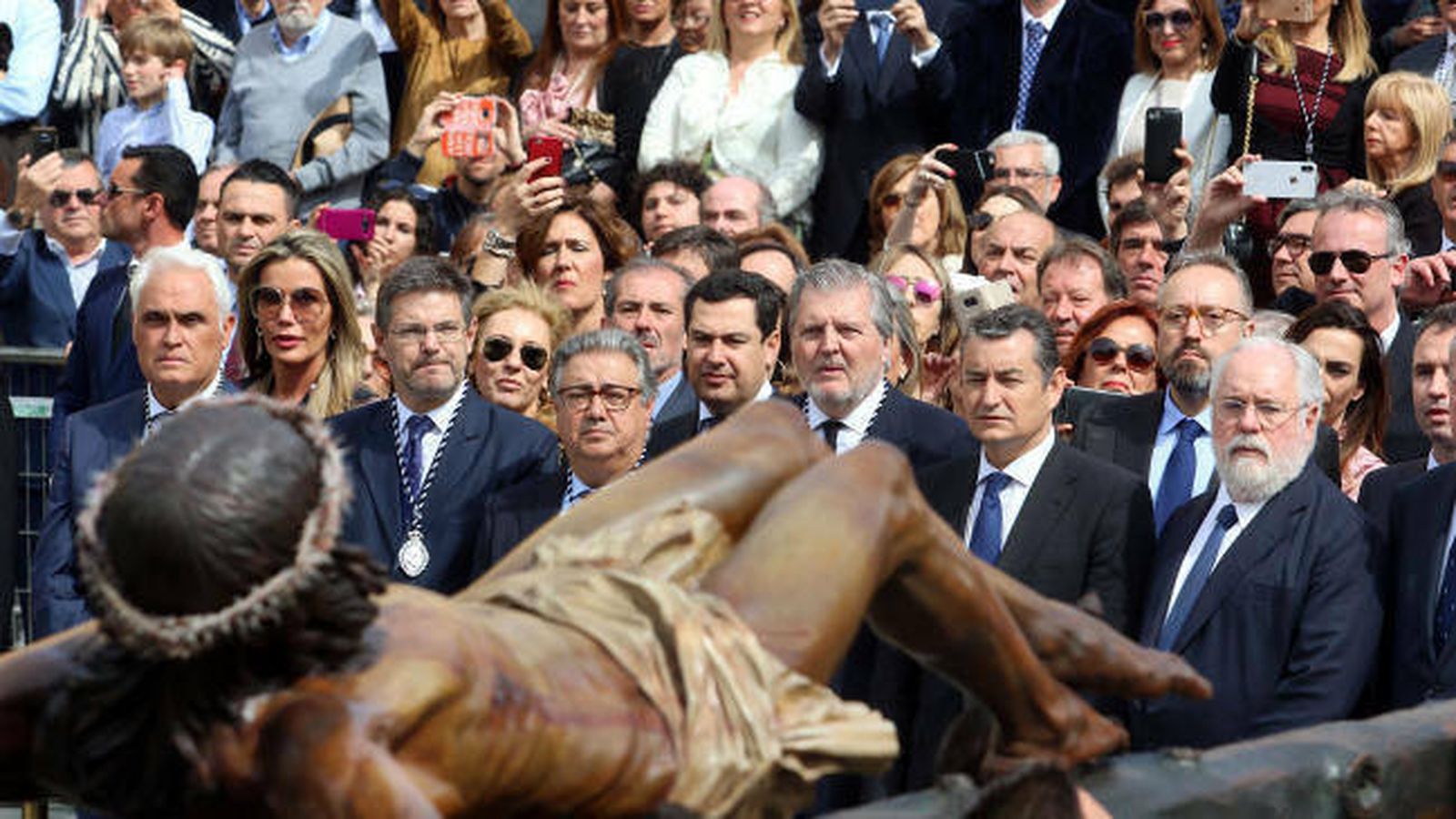 Ministros presiden la procesión de los legionarios en Semana Santa