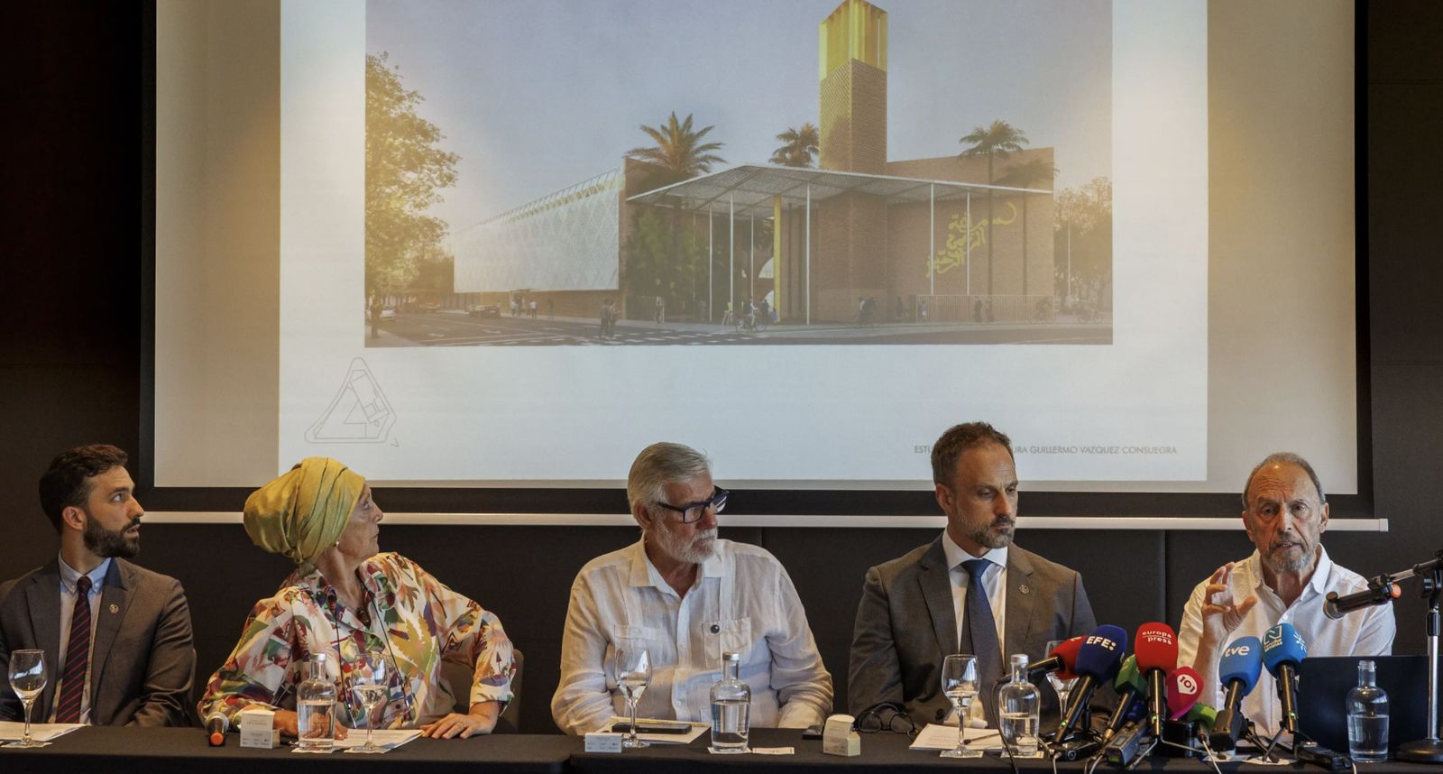 Responsables de la Fundación Mezquita de Sevilla