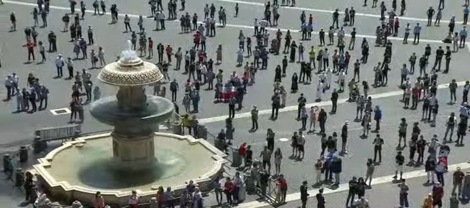 Angelus en la plaza de San Pedro