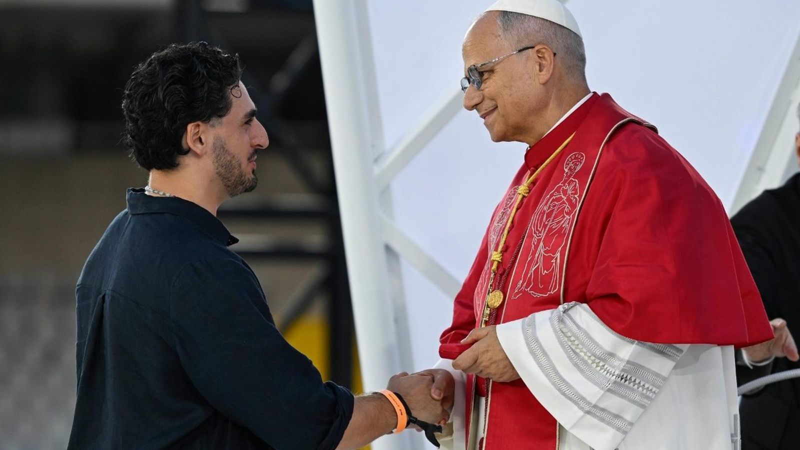 El Papa, con los jóvenes en el Lluís Companys