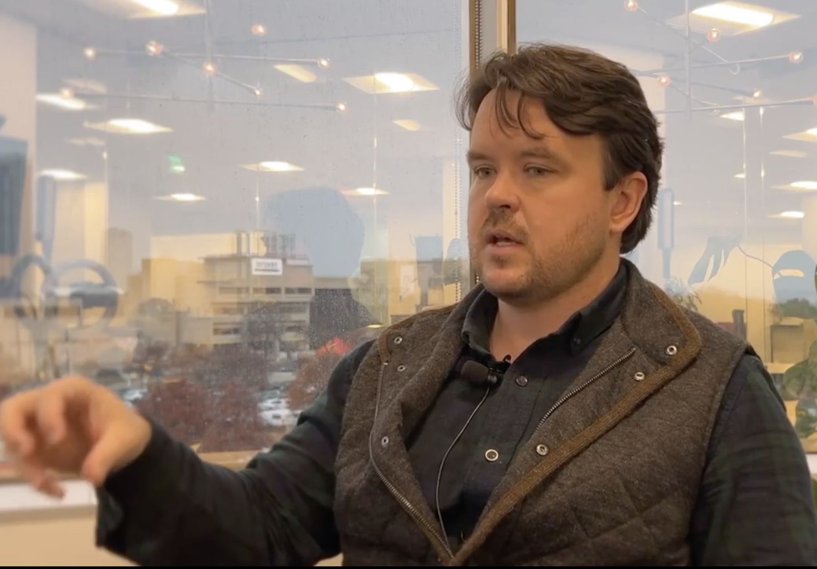 El promotor inmobiliario Josh Abbotoy