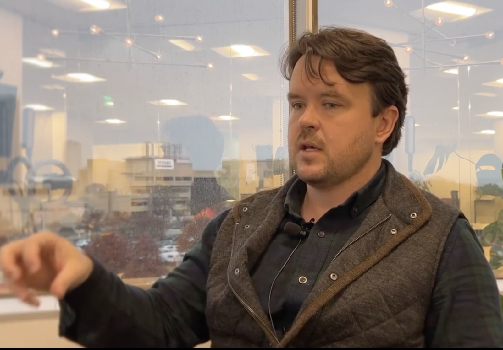 El promotor inmobiliario Josh Abbotoy