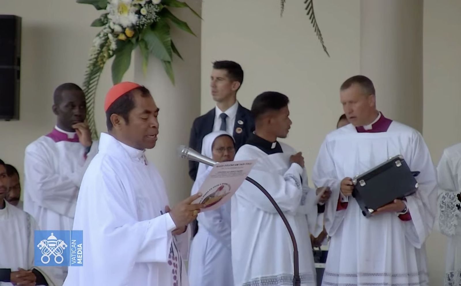 El cardenal Virgílio do Carmo da Silva pronucia sus palabras de agradecimiento