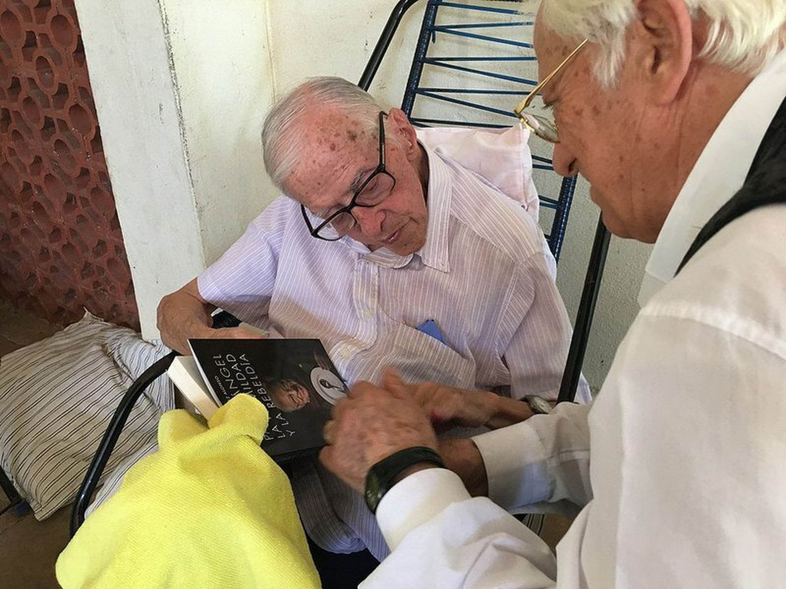 Padre, Casaldáliga y libro