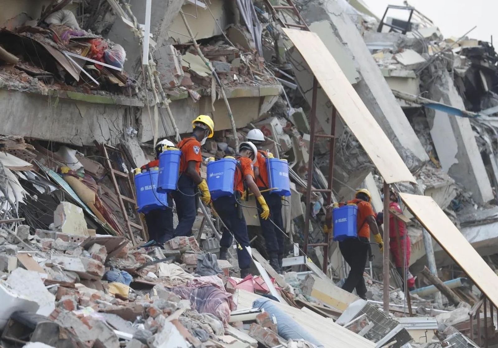 Operaciones de rescate en Birmania