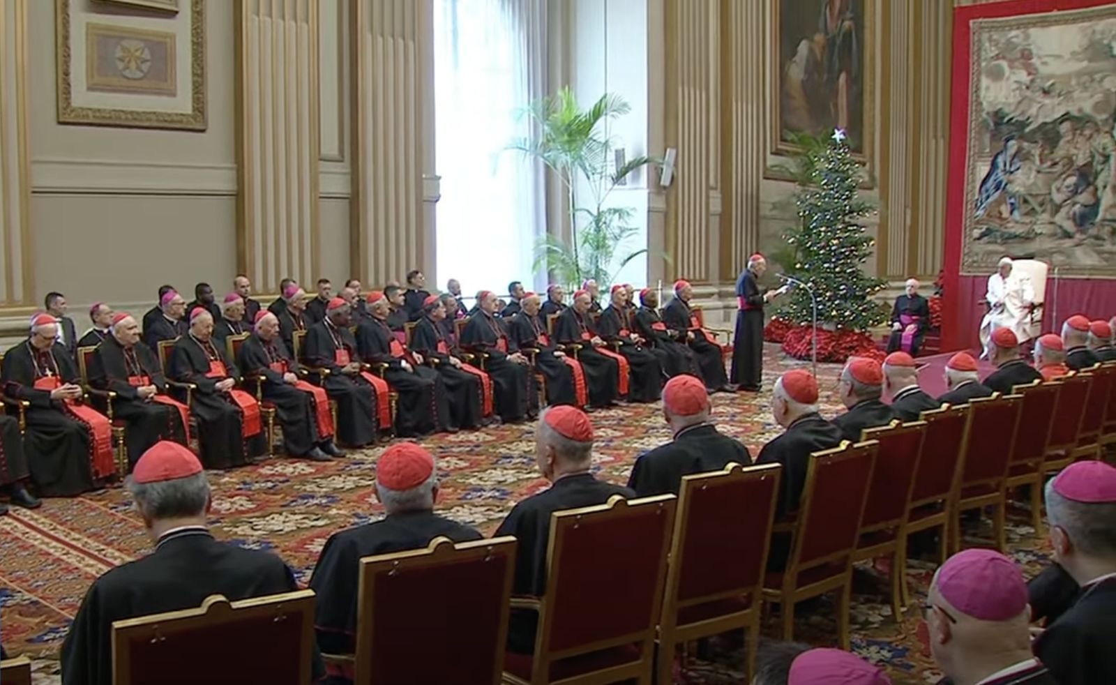Francisco, en la recpeción de Navidad a la Curia vaticana