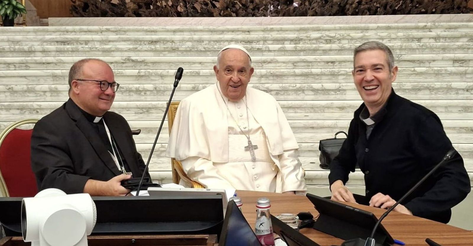 Scicluna, Papa y Bertomeu